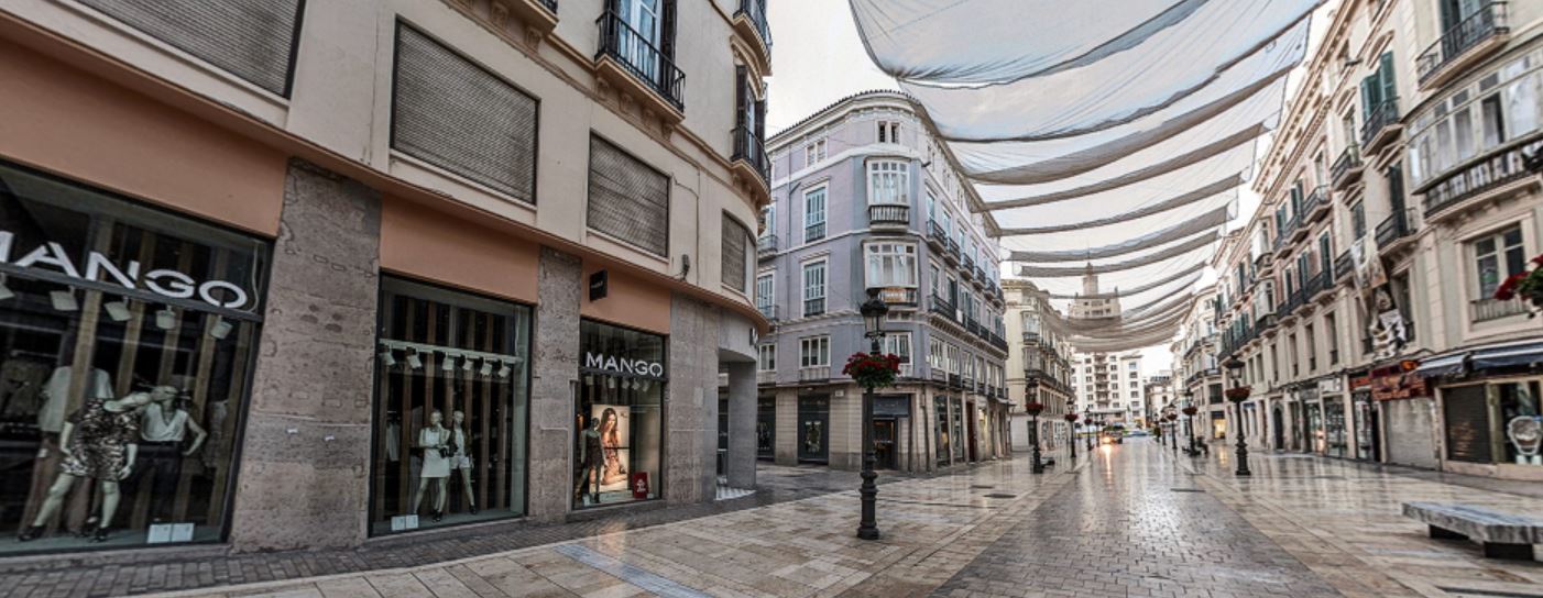 Calle Larios Malaga Que hacer b2b Viajes