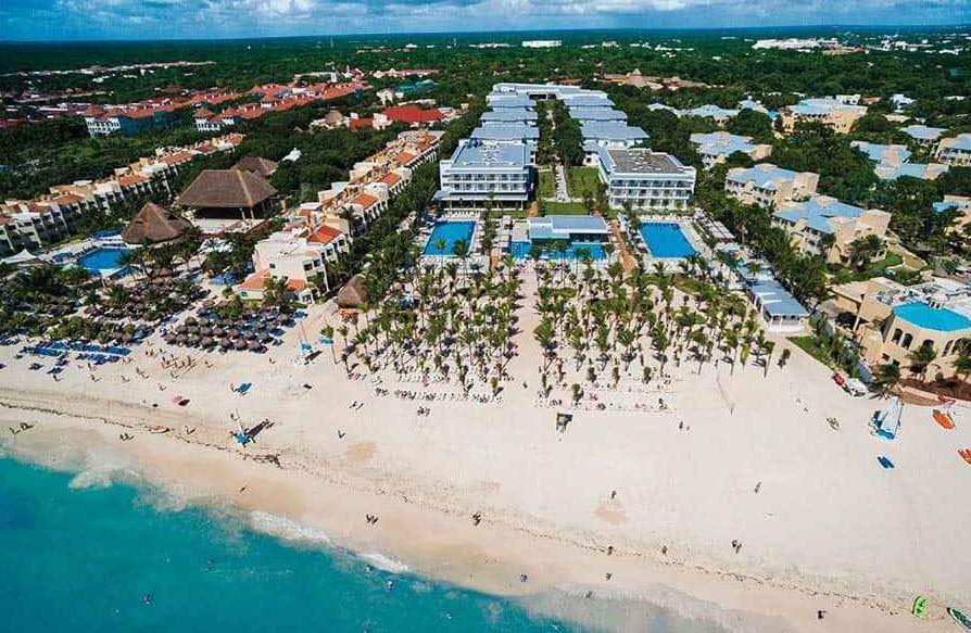 Hotel Riu Playacar recomendado en viajes para solteros y Vacaciones Singles