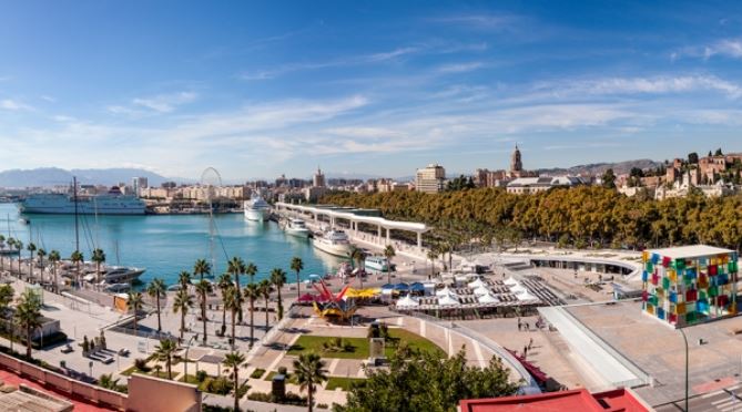 Muelle Uno Malaga Fin de semana b2b Viajes