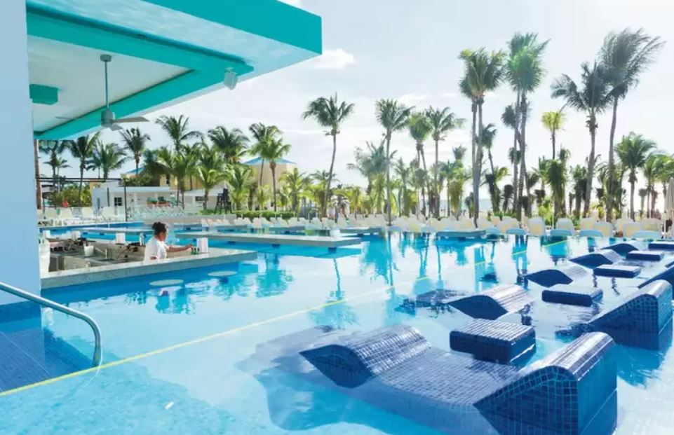 Viajes para Solteros a Riviera Maya en Hotel Riu Playacar Playa del Carmen